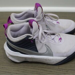 Nike Hustle DX basketball shoes